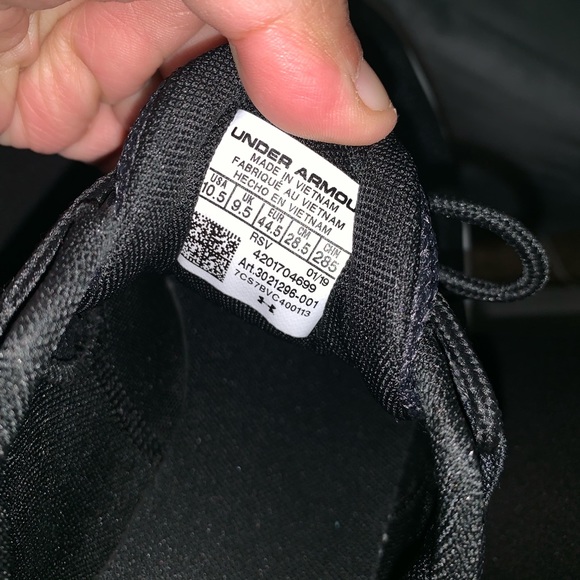 Shoes - Picture 4 of 4